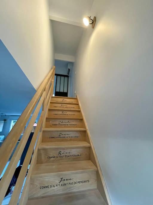 Au Calme, Maison T3 Neuf Avec Jardin A Cassy Lanton Exterior foto
